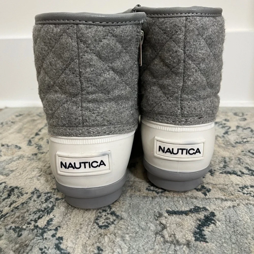 Nautica Wooley Womens Quilted Duck‎ Boots White Grey Size 7 Duck Boots